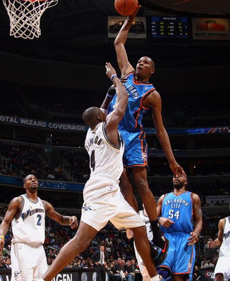 克里斯坦特：加斯佩里尼一直在证明自己；目标是欧联杯冠军（克里斯坦特：加斯佩里尼持续自证实力，球队剑指欧联杯冠军）