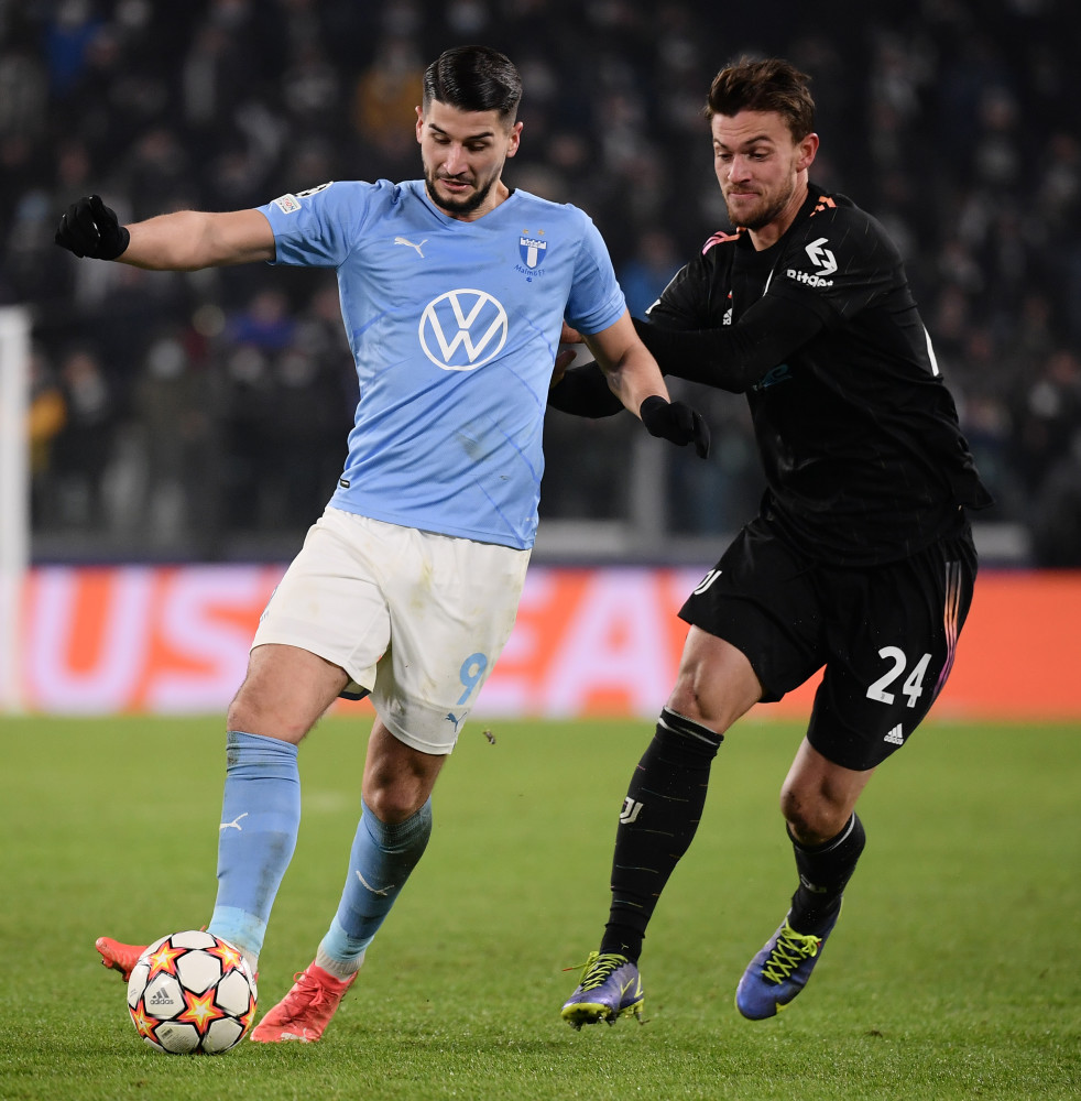 苗原：有中超球队接触韩国国脚朴镇燮，浙江队与球员有传闻（苗原：中超队接洽韩国国脚朴镇燮，浙江队被传有意）