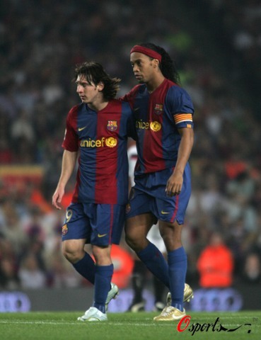 埃贝尔：在门兴时，我曾梦想加入拜仁或阿森纳（埃贝尔：效力门兴期间，我曾渴望加盟拜仁或阿森纳）