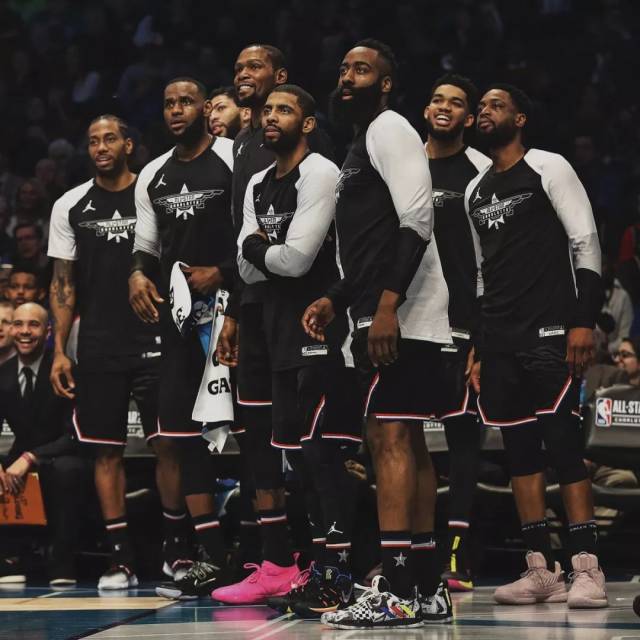 老鹰主帅：杰伦·约翰逊真正渴望的是胜利，他的潜力不止于此（老鹰主帅盛赞杰伦-约翰逊：以胜利为先，潜力远未见顶）