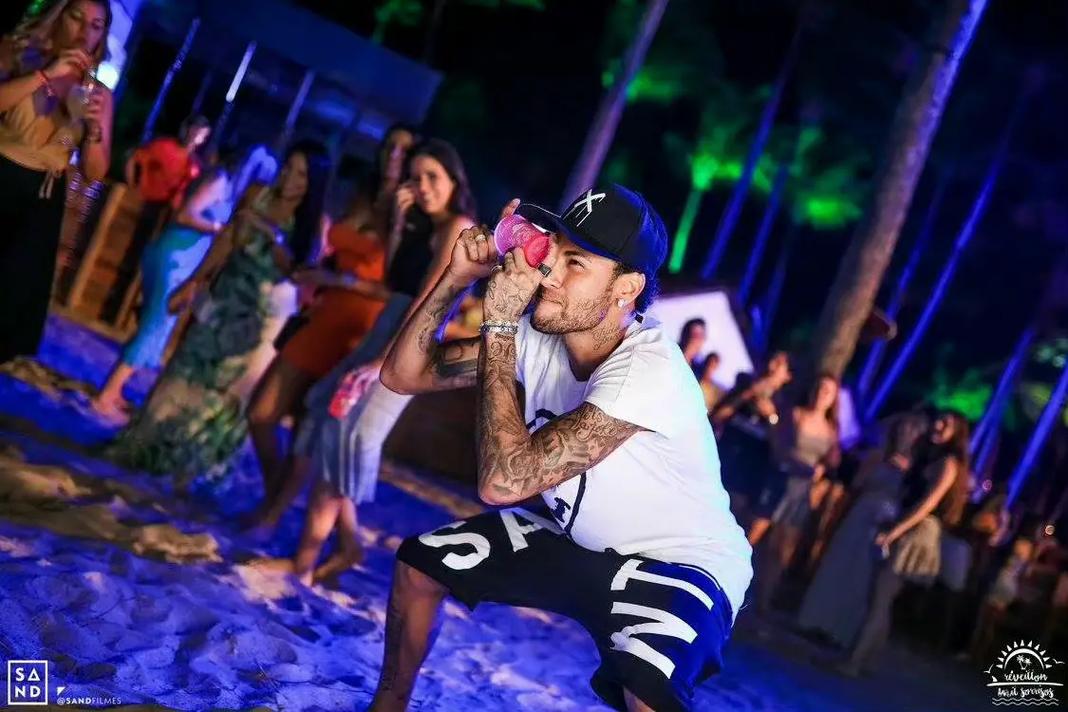 骑士双塔组合表现持续强势（骑士双塔组合依旧强势）