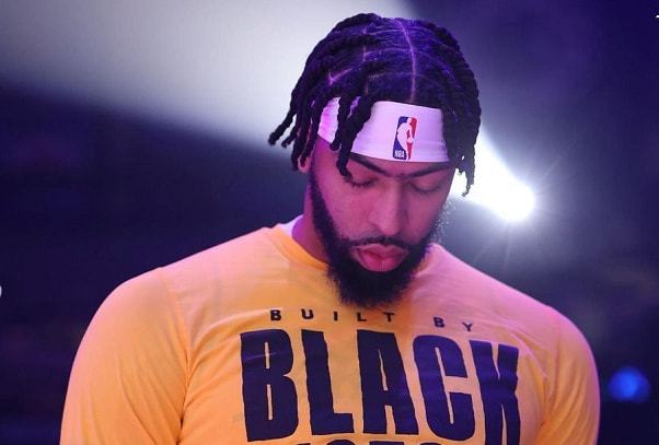 亚马尔：外界一直在说我的腹股沟痛和心情不好，那些全是假的（亚马尔辟谣：关于腹股沟疼痛与情绪不佳的说法并不属实）