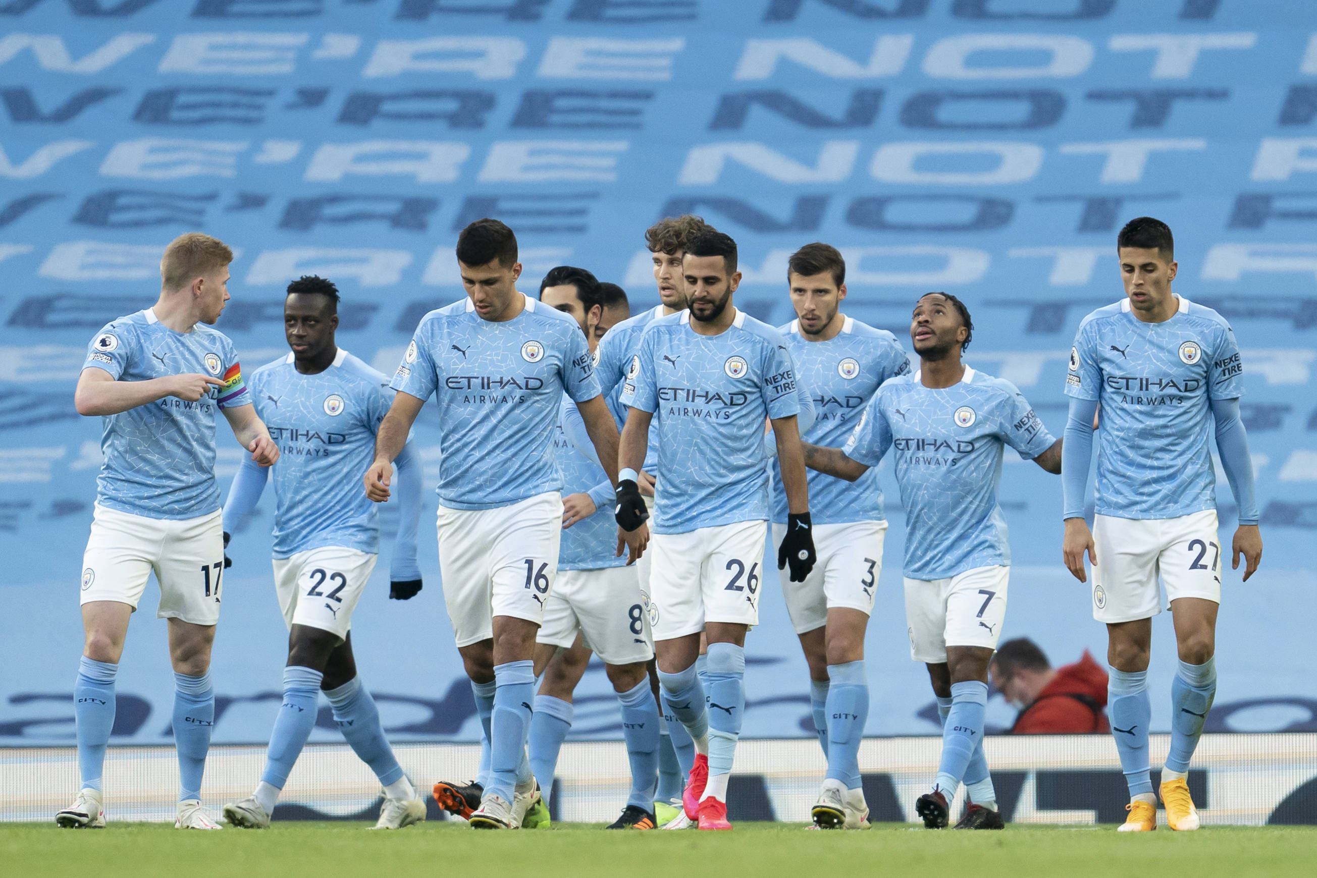 上海男篮23分大胜！淘汰香港金牛，张镇麟6分6篮板，弗格19分（上海男篮23分狂胜送香港金牛出局，弗格19分，张镇麟6分6板）