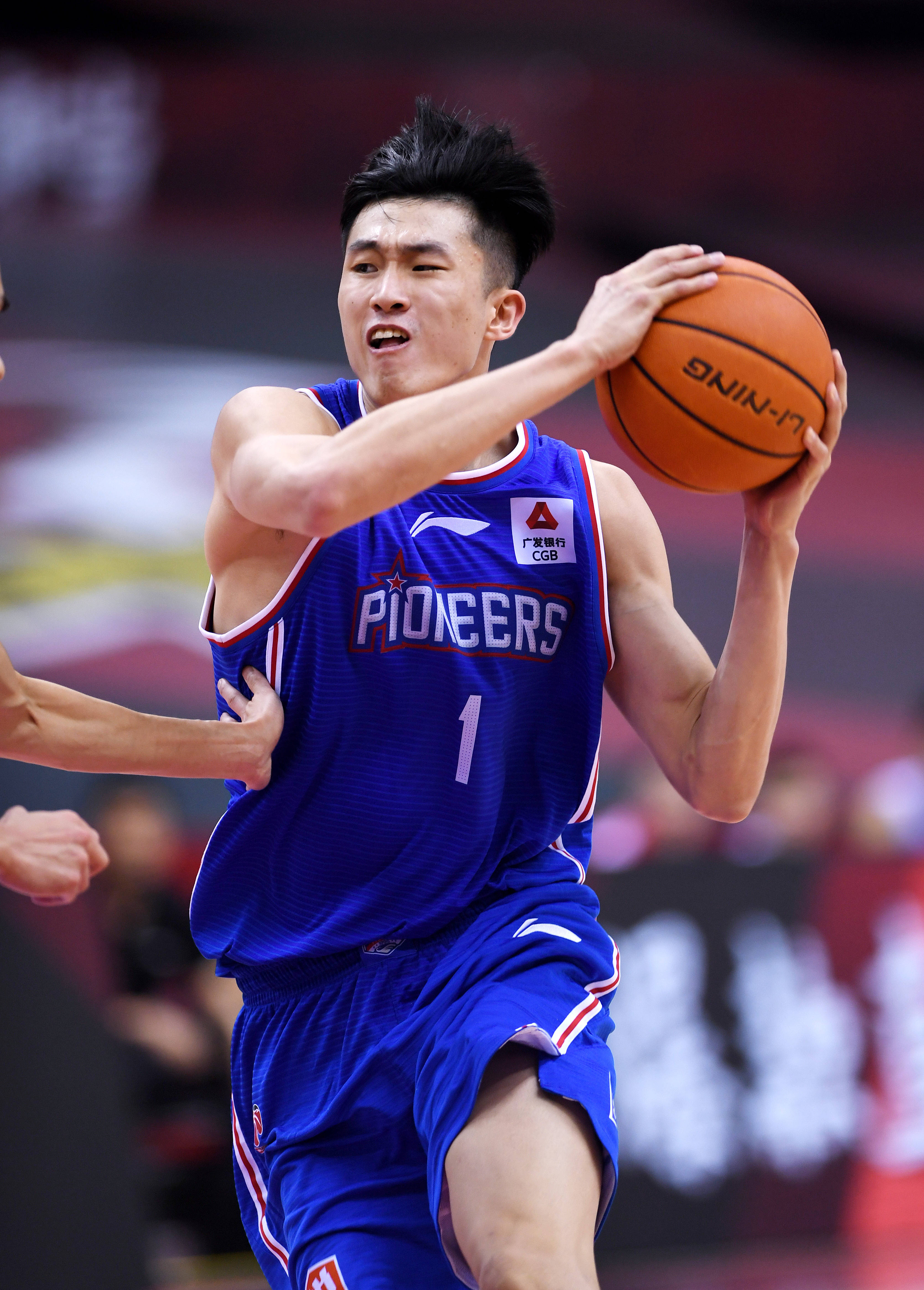 何泽尧与布文喜获国际骑师锦标赛最后两个参赛名额！（何泽尧、布文拿下国际骑师锦标赛最后两席参赛资格！）