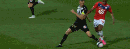 高效发挥！亚历山大半场6中5拿到17分3篮板3助攻