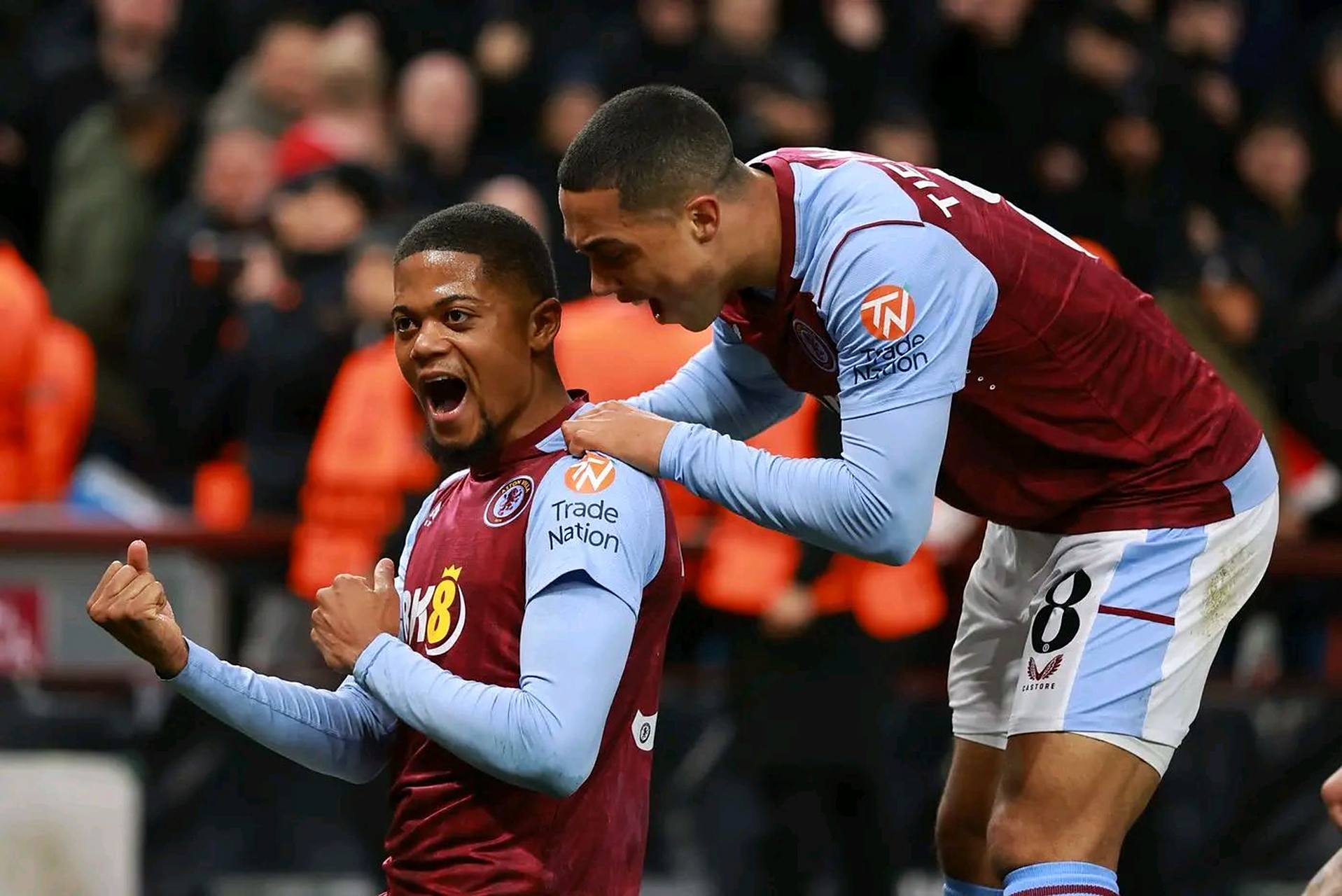 记者：阿隆索打破皇马传统，在自家训练基地进行欧冠赛前备战（记者称阿隆索打破皇马惯例，欧冠赛前改在自家基地备战）