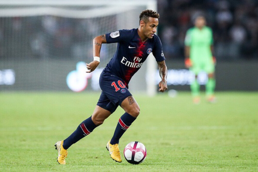 图拉姆：我们踢得很认真，我们是强大的团队，这对年轻人有益（图拉姆：我们踢得很投入，团队强大，这能帮助年轻人成长）