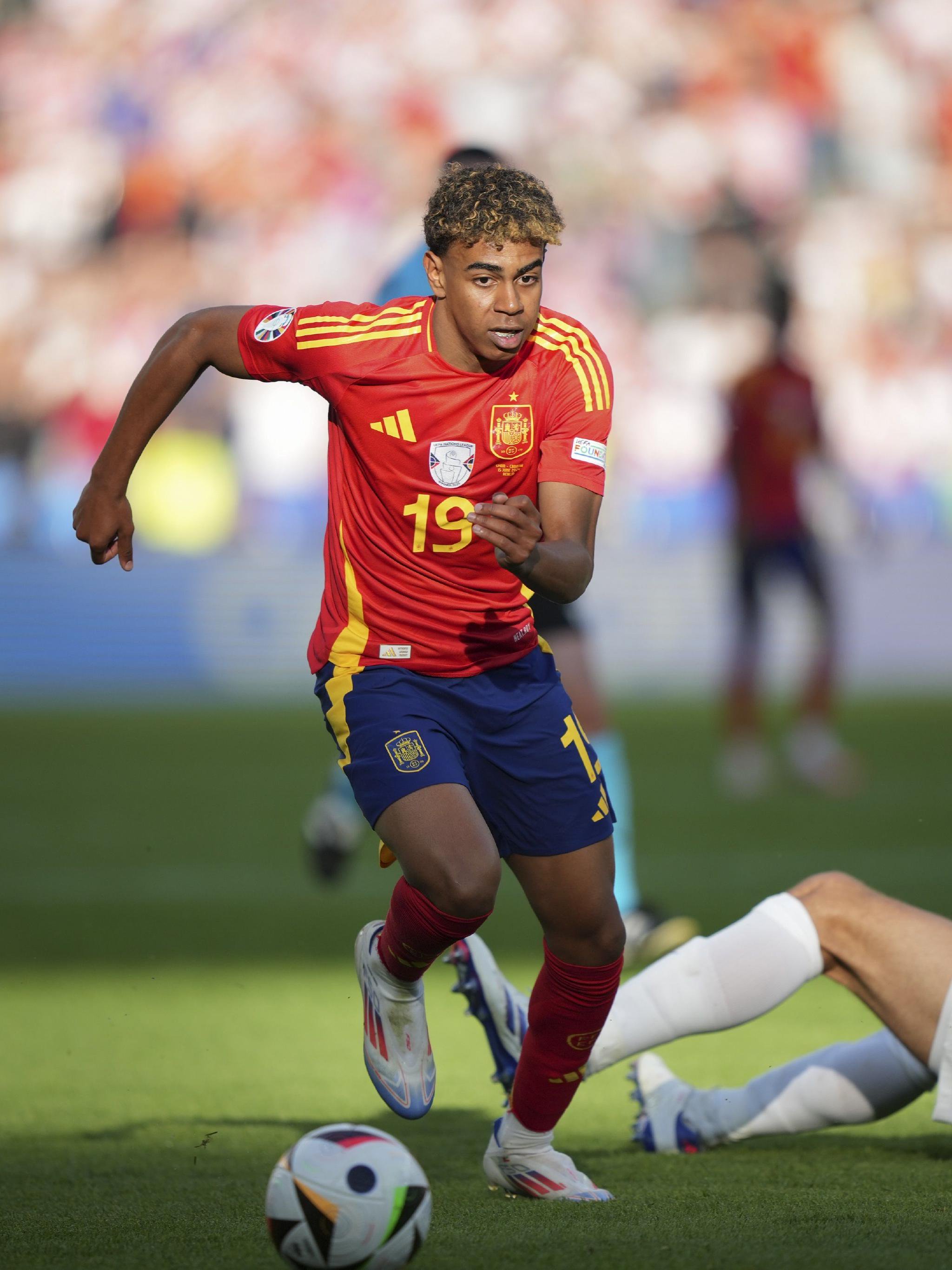 意大利杯不敌拉齐奥，米兰各项赛事13场不败被终结（意杯负于拉齐奥，米兰各项赛事13场不败告终）